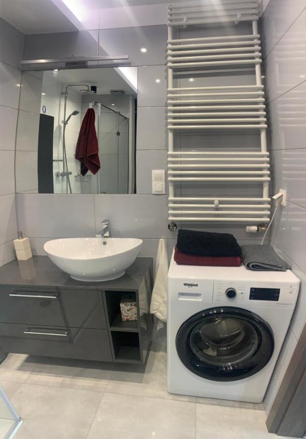 Klimatyzowany Apartament Z Miejscem Garazowym Gorzów Wielkopolski Buitenkant foto